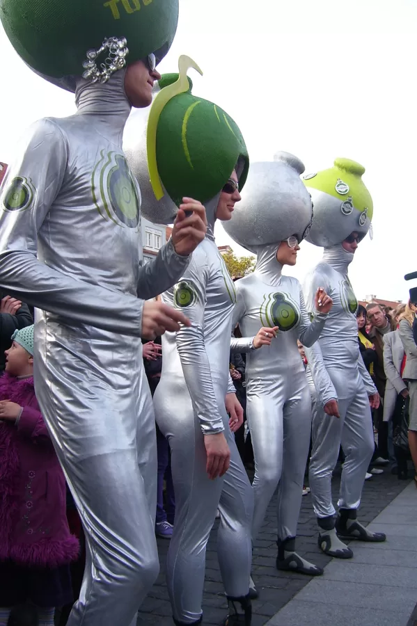 galvos apdangalai Tuborgo šventei 2010 Vilnius
